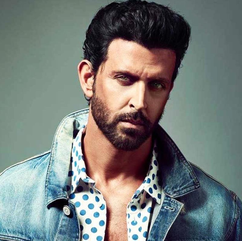 সংবাদ সংস্থা সূত্রের খবর, এই বাড়িটি তৈরি করতে ১০০ কোটি টাকা খরচ হয়েছে অভিনেতার।