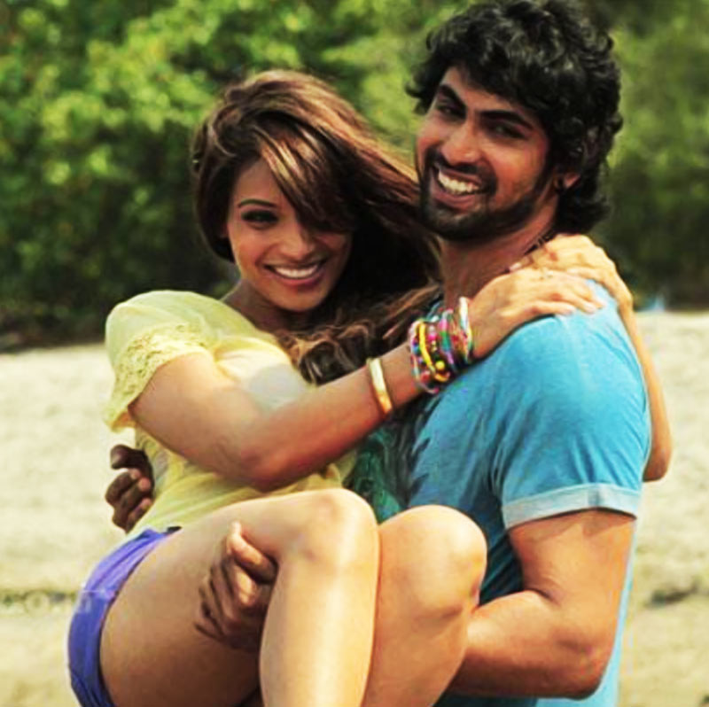 কানাঘুষো শোনা যায়, দগ্গুবতীর সঙ্গে ডেট করছিলেন অভিনেত্রী। কিন্তু বলিপাড়ার একাংশ মনে করেন, এটি রটনা ছাড়া আর কিছু নয়।