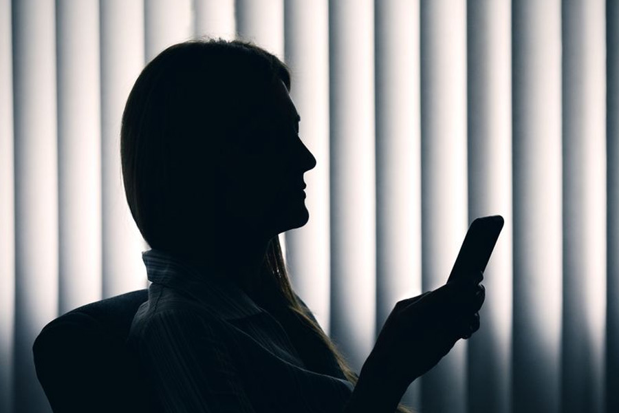 কিন্তু মেয়ের সঙ্গে ধারাবাহিক যোগাযোগ রেখেছিলেন তাঁরা। প্রায় প্রতিদিনই দিল্লিবাসী শ্রদ্ধার সঙ্গে ফোনে কথা হত তাঁর বাবা-মায়ের। 