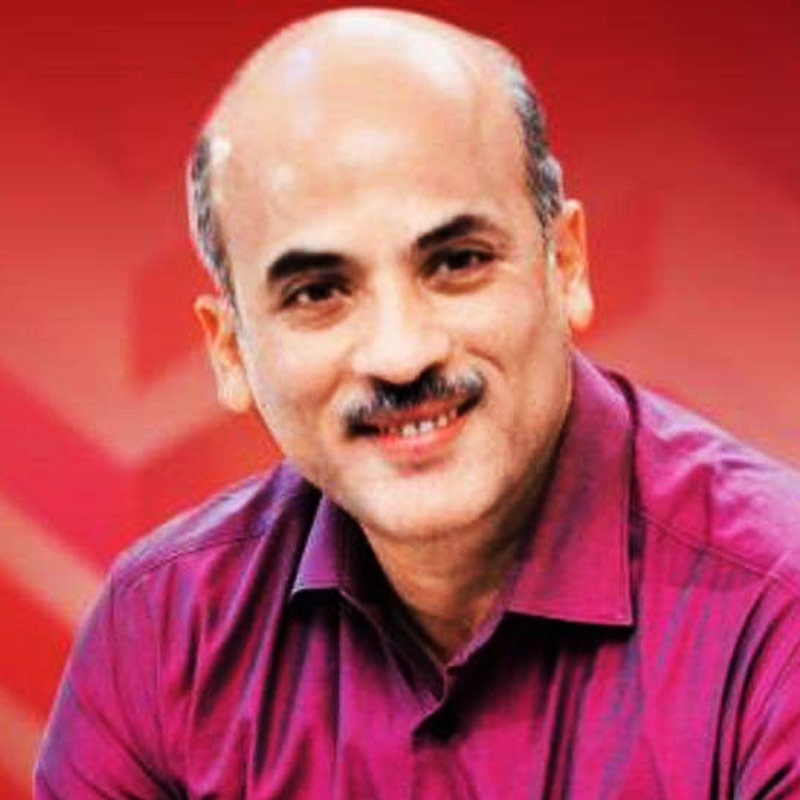 পরিচালক এক সাক্ষাৎকারে জানিয়েছিলেন, তাঁর প্রত্যেকটি ছবির গল্পের সঙ্গে নিজের জীবনের কোনও যোগসূত্র রয়েছে। প্রথম ছবি বানানোর সময় সুরজ  বিয়ে করেছিলেন। তাই একটি পুরোদস্তুর রোম্যান্টিক ঘরানার ছবি বানান।