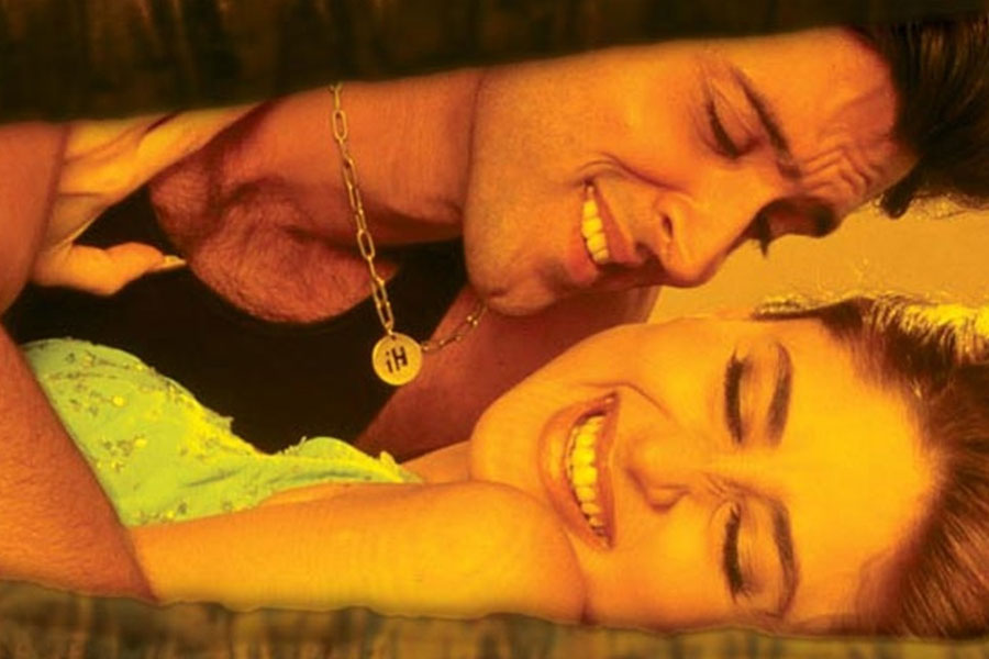 পরিচালক দাবি করেন, ছবিতে তিনি যা দেখিয়েছেন, এই ঘটনাটি তাঁর নিকটাত্মীয়ের সঙ্গে ঘটেছে। কিন্তু ছবিটি বক্স অফিসে সেরকম সাড়া পায়নি। প্রথম তিনটি ছবিতে সলমনের সঙ্গে কাজ করার পরে এই ছবিতে কেন তাঁকে অভিনয়ের প্রস্তাব দিলেন না, তা নিয়েও প্রশ্ন তুলেছিলেন অনেকে।