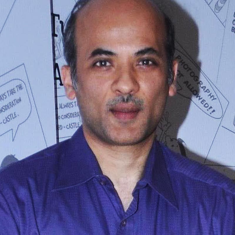 পরিচালক জানিয়েছিলেন, সময়ের সঙ্গে দর্শকের চিন্তাধারা পাল্টে গিয়েছে। তাই ভিন্ন ধারার ছবি তৈরি করেছিলেন তিনি। গল্পের মধ্যে অ্যাকশনও রেখেছিলেন যা সাধারণত তিনি এড়িয়ে চলেন।