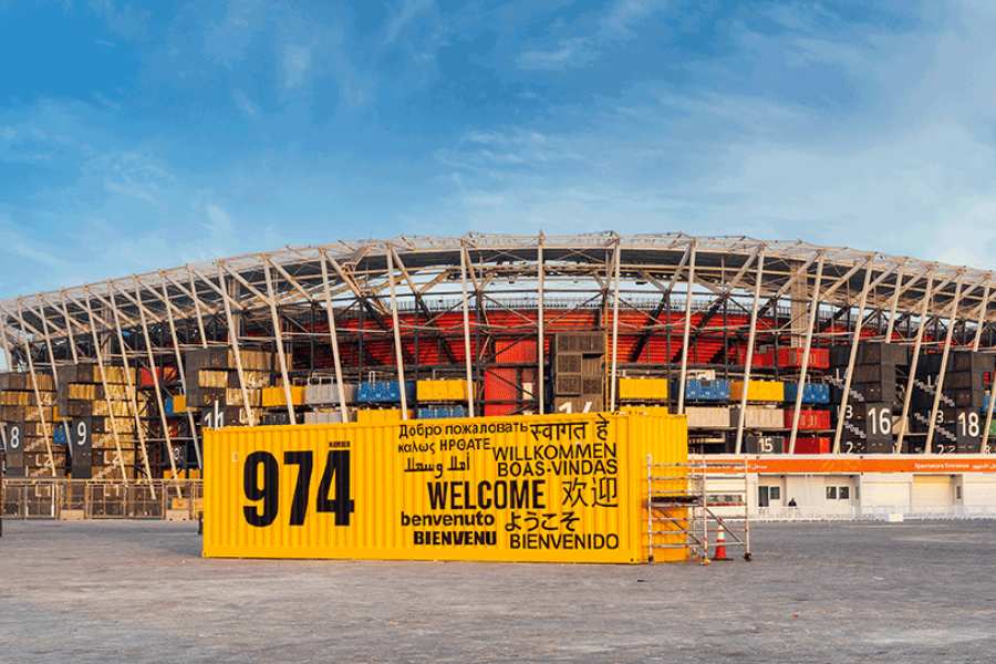 কাতারের সামুদ্রিক এলাকার পাশেই অবস্থিত এই স্টেডিয়াম এবং আশপাশের এলাকা সৌন্দর্যের বিচারে আলাদা করে নজর কাড়তে বাধ্য। স্টেডিয়াম ভাঙার সময় যাতে দূষণ না হয়, তা আলাদা করে ভাবা হয়েছে।