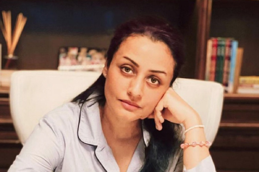 কিন্তু শুরুর দিকে অভিনয় পেশাকে বেছে নেননি নম্রতা। তাঁর স্বপ্ন ছিল বিমানসেবিকা হওয়ার। ঘটনাচক্রে অভিনয় জগতে পা রাখেন তিনি।