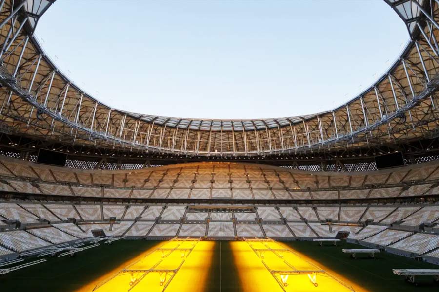 ফুটবলপ্রেমীরা কোনও অসুবিধার সম্মুখীন যাতে না হন, সেই দিকেও বিশেষ নজর দিচ্ছে প্রশাসন। পাশাপাশি স্থানীয়দেরও এই বিষয়ে সতর্ক করা হয়েছে।