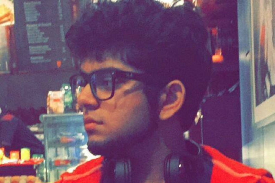 দিল্লি পুলিশ জানিয়েছে, মহিলাদের বাড়িতে ডেকে এনে উদ্দাম যৌনতায় লিপ্ত হতেন আফতাব। গত কয়েক মাসে নানা মহিলার সঙ্গে ওই বাড়িতেই তাঁর শারীরিক সম্পর্ক গড়ে উঠেছিল।