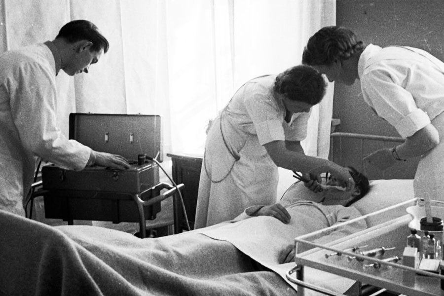 ৩ দশকেরও বেশি সময় ধরে প্রায় ১০ হাজার মানসিক রোগীর দেহ থেকে মস্তিষ্ক হাতিয়ে নিয়েছেন ডেনমার্কের চিকি়ৎসকেরা। এমনকি, এ বিষয়ে ওই রোগীদের পরিবারের অনুমতি পর্যন্ত নেওয়া হয়নি। এমনই দাবি করল আমেরিকার সংবাদমাধ্যম সিএনএন।