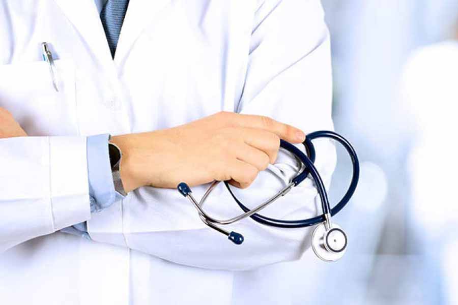 ২০১৩ সালের ৩ জুন। স্ত্রী ঊষসীকে (৬২) খুন করার অভিযোগ ওঠে বছর একাত্তরের অবসরপ্রাপ্ত কর্নেল সোমনাথ পারিদার বিরুদ্ধে। ১৯৯২ সালে সেনা থেকে অবসর নেন পারিদা। সেনায় চিকিৎসক ছিলেন তিনি।