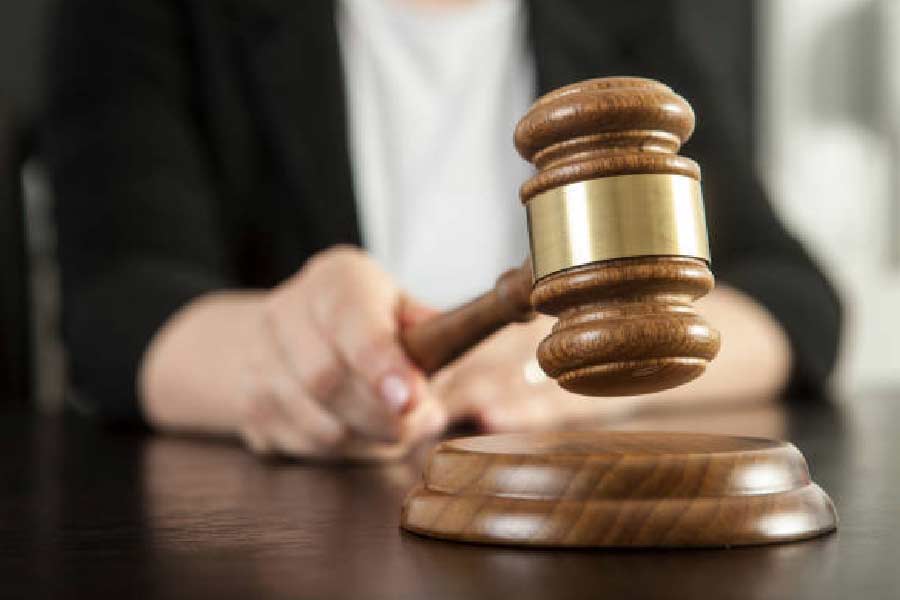 ২০২০ সালের ফেব্রুয়ারিতে ভুবনেশ্বরের স্থানীয় আদালত যাবজ্জীবন কারাদণ্ড দিয়েছিল সোমনাথকে। শুধু তা-ই নয়, ৫০ হাজার টাকা জরিমানাও করা হয় সোমনাথকে। এমন নৃশংস হত্যাকাণ্ড শুধু মাত্র ভুবনেশ্বরকেই নয়, গোটা দেশকে শিহরিত করেছিল। এমন খুন করে দেহ টুকরো করার ঘটনার তালিকায় সম্প্রতি মুম্বইয়ের শ্রদ্ধা ওয়ালকর নতুন সংযোজন।