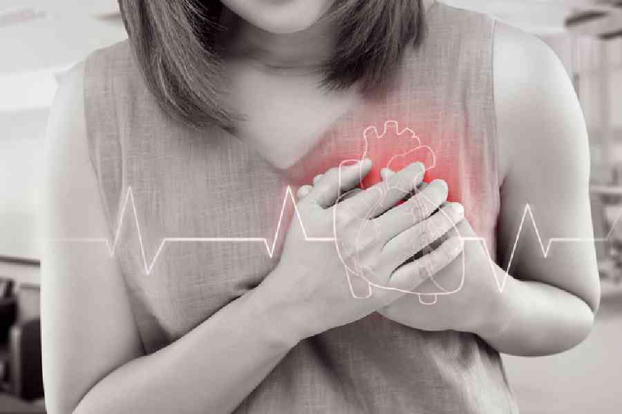 কেমোর দীর্ঘমেয়াদি প্রভাবের ফলে হার্টের পেশিগুলি দুর্বল হয়ে যেতে পারে।