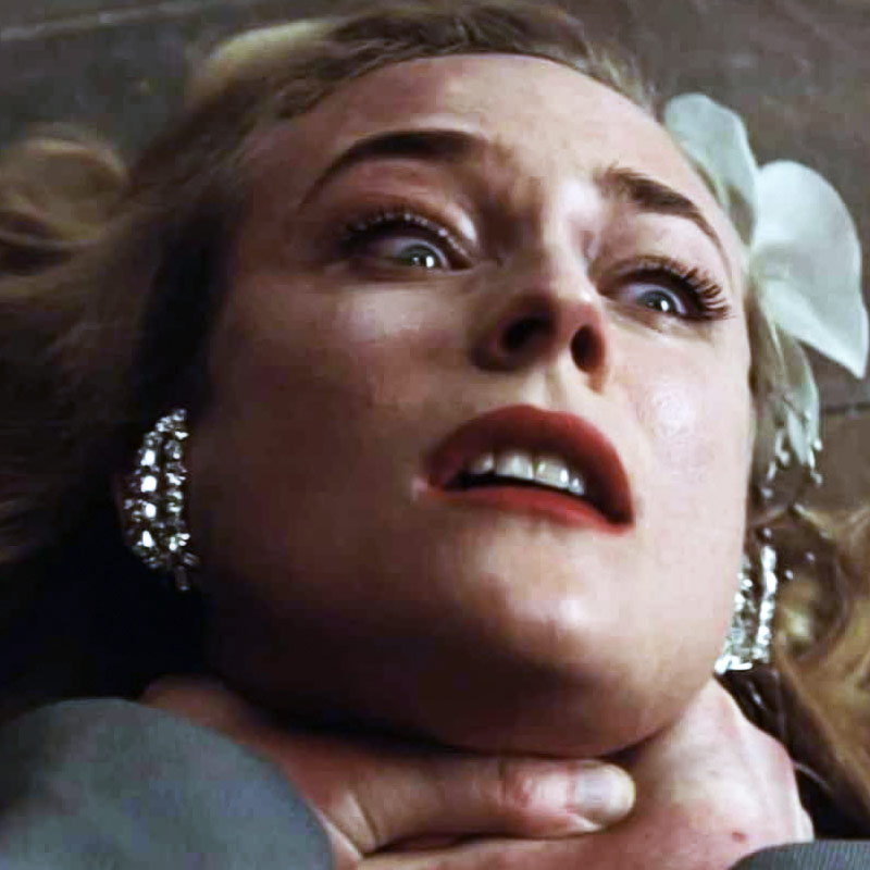 এর আগেও সিনেমায় দেখা খুনের দৃশ্যের হুবহু আদলে খুন করেছেন অনেকেই। বহু ক্ষেত্রে অপরাধীরা খুনে প্ররোচনা দেওয়ার জন্য ওই সব সিনেমার ঘাড়ে দোষ চাপিয়ে বাঁচার চেষ্টা করেছেন।