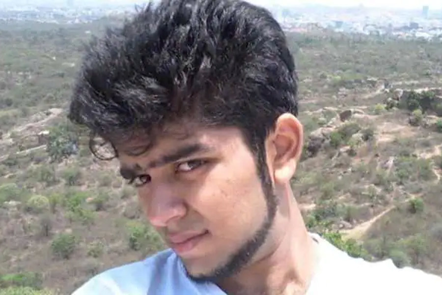 শ্রদ্ধার মতো অন্য কোনও মহিলা আফতাবের হাতে খুন হয়েছেন কি না, তা-ও খতিয়ে দেখতে শুরু করেছে দিল্লি পুলিশ।