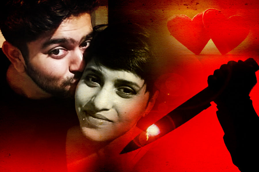 আর সেই কারণেই তিনি শ্রদ্ধার দেহ টুকরো টুকরো করার পর মুখের সামনের অংশ আগুন লাগিয়ে পুড়িয়ে দিয়েছিলেন বলে তদন্তকারীদের জানিয়েছেন।