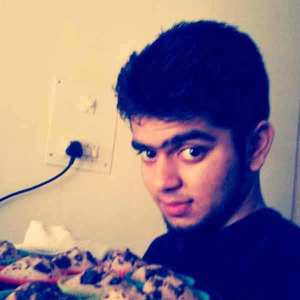 পুলিশ আফতাবের দিল্লির ফ্ল্যাটে তল্লাশি চালিয়ে শ্রদ্ধার একটি ব্যাগও খুঁজে পেয়েছে। 