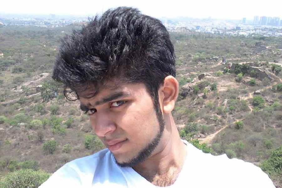 পুলিশ জানিয়েছে, যে অস্ত্রে শ্রদ্ধাকে হত্যা করার পর ৩৫ টুকরো করে কাটা হয়েছে, সেই ধারালো অস্ত্র খুঁজে পায়নি তারা। এমনকি ওই অস্ত্র ছুরি না করাত, তা নিয়েও যথেষ্ট সন্দেহ রয়েছে পুলিশের। 