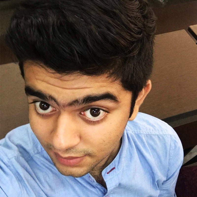 নাম গোপন রাখার শর্তে পুলিশের এক আধিকারিক সংবাদমাধ্যমে বলেন, ‘‘আফতাবকে জেরার পর তাঁর ফ্ল্যাটে পুলিশি তল্লাশিতে ওই করাতটি পাওয়া গিয়েছে। যদিও ওই করাতটিই যে এই অপরাধে ব্যবহার করা হয়েছিল, তা ফরেন্সিক পরীক্ষার আগে নিশ্চিত করে বলা যাবে না।’’