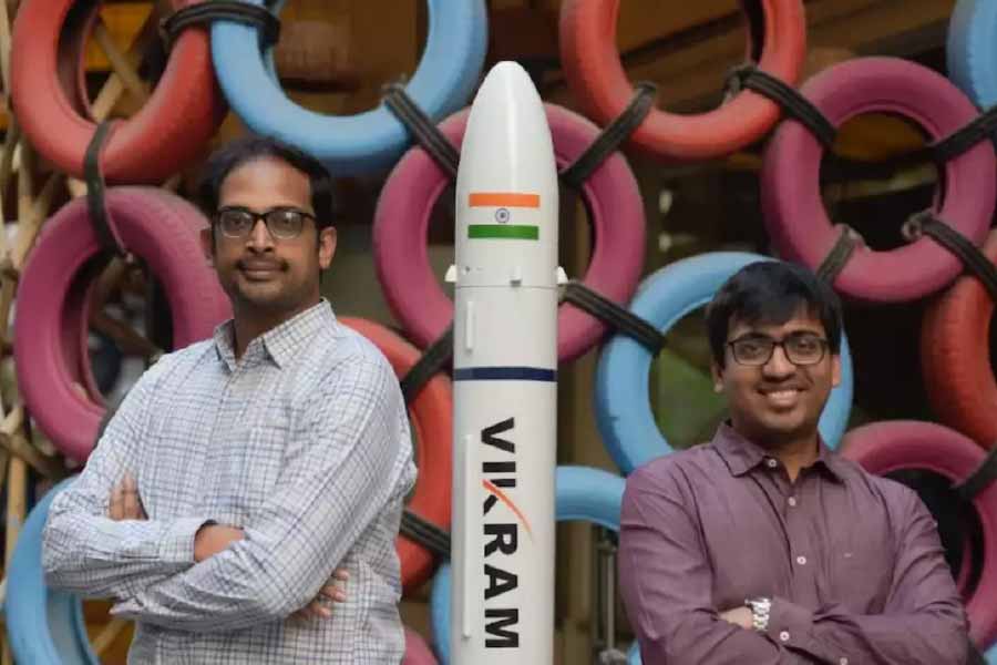 পবনের দাবি, ‘‘এই রকেট নতুন ভারতের প্রতীক। এ তো যাত্রার শুরু (প্রারম্ভ)।’’ বস্তুত, এই অভিযানের পোশাকি নাম ছিল ‘প্রারম্ভ’।