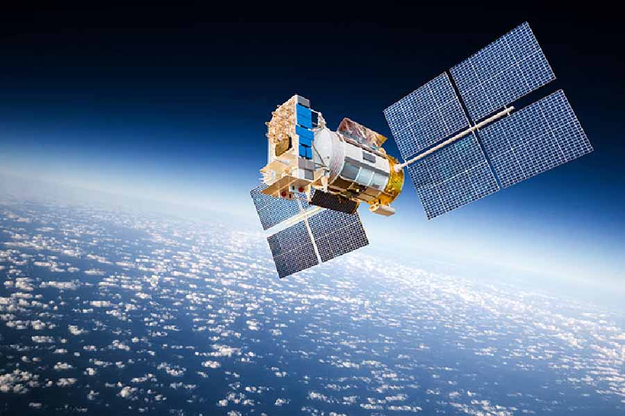 বিক্রম-এস সফল ভাবে মহাকাশে পাড়ি দেওয়ার পর ইন-স্পেসের যে বিনিয়োগকারীরা উৎসাহ দেখিয়েছেন, তা জানিয়েছেন ওই সংস্থার চেয়ারম্যান, পবন গোয়েন্‌কা। তিনি বলেন, ‘‘মহাকাশে পা রাখার জন্য দেশের দেড়শো সংস্থা আগ্রহী। তবে এখনও পর্যন্ত ৫টি সংস্থাকে সবুজ সঙ্কেত দেওয়া হয়েছে।’’