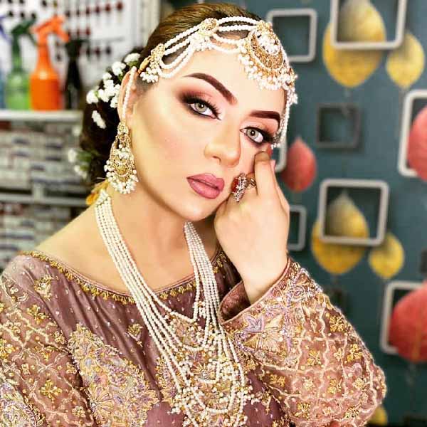 রিদা বলেন, “আমার বিশ্বাসের সঙ্গে খেলা করা হয়েছে। এমন ঘটনা যেন কারও সঙ্গে না হয়।”