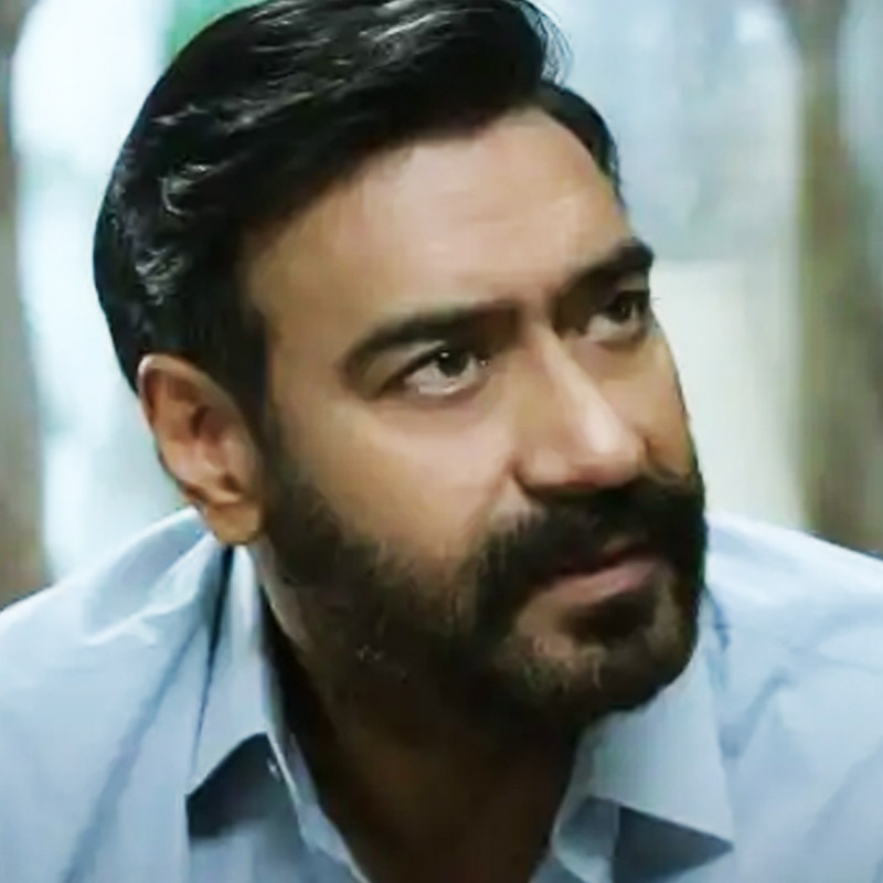 মোট ৭টি ভাষায় রিমেক করা হয়েছে জিতু পরিচালিত ‘দৃশ্যম’। তার মধ্যেই একটি অজয় দেবগন অভিনীত ছবিটি।