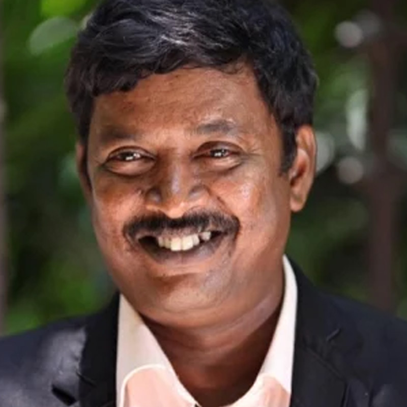 চারটি ভারতীয় ভাষায় রিমেক হওয়ার পর দৃশ্যমের সিনেমার রিমেক হয়েছিল শ্রীলঙ্কাতেও। ২০১৭ সালে শ্রীলঙ্কাতে এই সিনেমাটি পুনর্নিমিত হয়েছিল। সিংহলি ভাষার তৈরি হওয়া এই রিমেকের নাম ছিল ‘ধর্মযুদ্ধ’। পরিচালনা করেন চেইয়ার রবি। এই সিনেমায় মুখ্য চরিত্রে অভিনয় করেন জ্যাকসন অ্যান্টনি। এ ছাড়াও ছিলেন দিলহানি একনায়েকে এবং কুসুম রেণু।