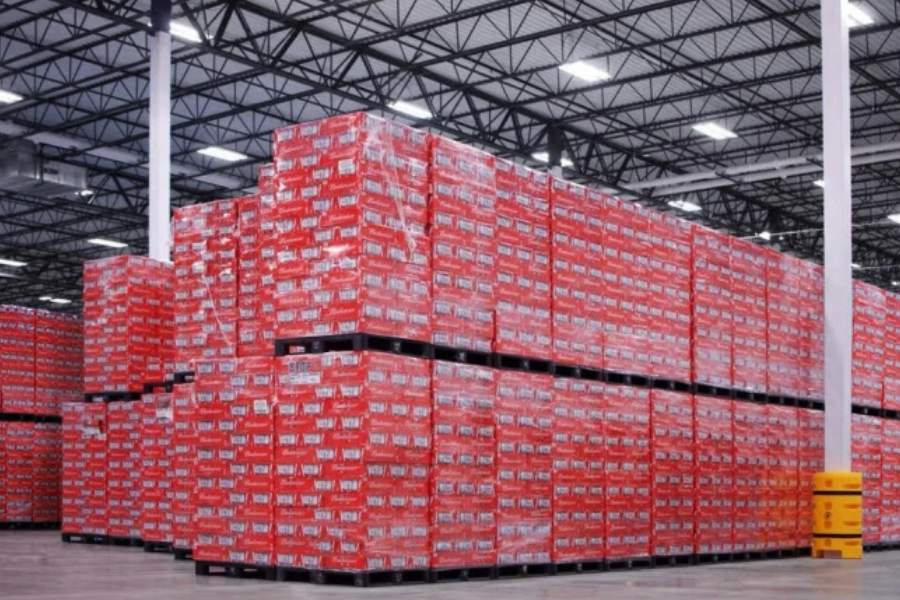 নিয়ে চলে যাওয়া হচ্ছে কাতারে আনা সব বিয়ার।