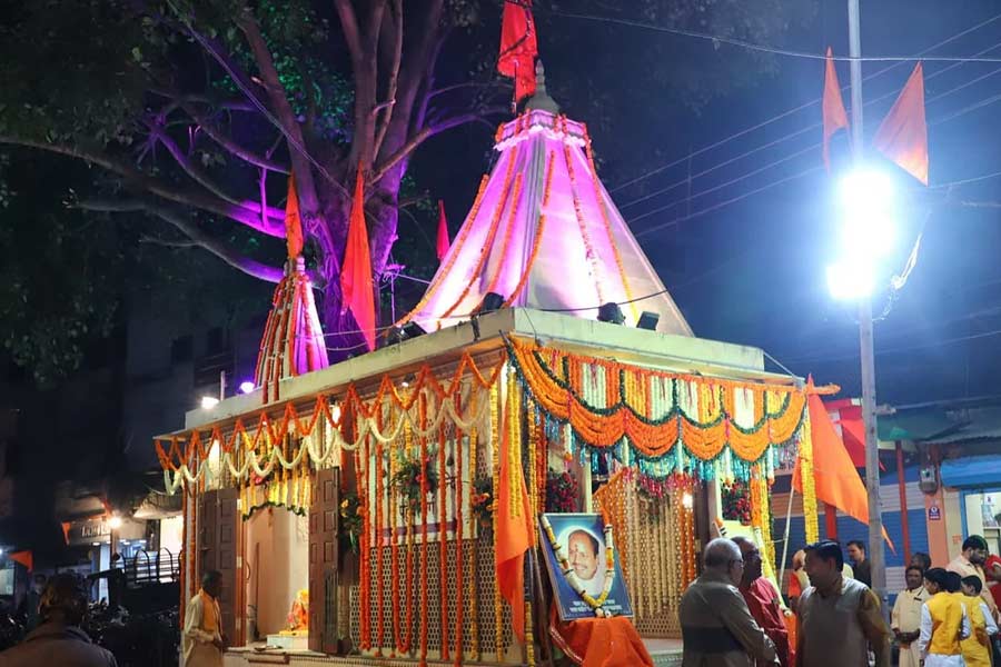 ১৭৬১ সালে পাণিপথের তৃতীয় যুদ্ধে হেরে যায় মরাঠারা। মরাঠা সেনাপতি মহাদাজি শিন্ডে মানত করে নিজের পাগড়ি রেখে যান ভৈরবনাথের কাছে। প্রার্থনা করেন, মরাঠা সাম্রাজ্য পুনর্দখল করলে গড়ে দেবেন মন্দির। ফের ক্ষমতায় আসে মরাঠারা। তখনই ভৈরবনাথের নতুন মন্দির গড়ে দেন মহাদাজি শিন্ডে।