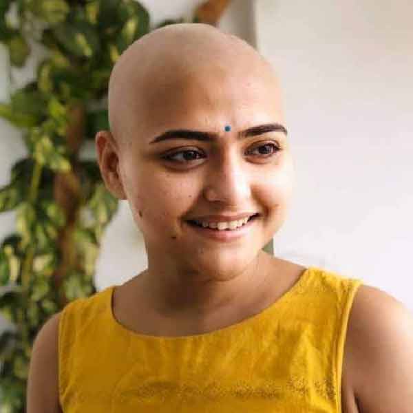 ঐন্দ্রিলারা জানতে পারেন, তাঁর ডান দিকের ফুসফুসে একটি ১৯ সেন্টিমিটারের টিউমার হয়েছে। আবারও কেমো, আবারও যন্ত্রণা! তবে এ বার প্রথম দিকে হাল ছেড়ে দিয়েছিলেন ঐন্দ্রিলা। ঘনিষ্ঠদের বলেছিলেন, আর চিকিৎসা করাতে চান না।