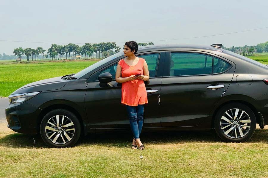 অক্টোবরে অসুস্থ না হলে আরও একটি ওয়েব সিরিজে অভিনয়ের জন্য গোয়াতে শুটিং করতে যাওয়ার কথা ছিল অভিনেত্রীর। অসুস্থ হয়ে পড়ায় সেই কাজ আর শুরু করতে পারেননি ঐন্দ্রিলা। 