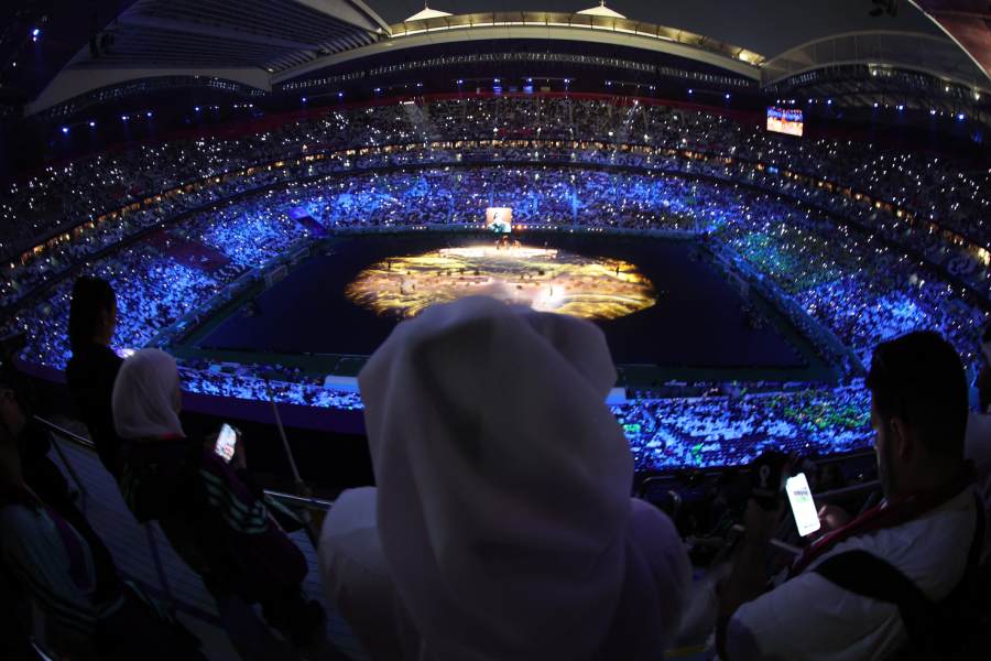 উদ্বোধনে নানা রংয়ের ছটা।