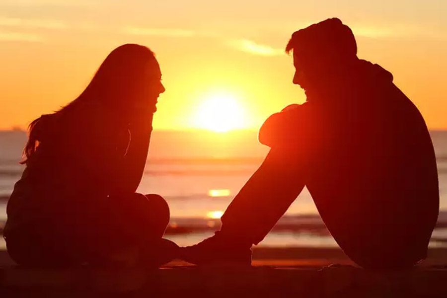 রাধা-সুভাষের সম্পর্কের কথা প্রতিবেশীরাও জানতেন বলে দাবি পুলিশের। এই সম্পর্কের জেরেই তাঁরা রাকেশকে সরিয়ে দেওয়ার পরিকল্পনা করেন।