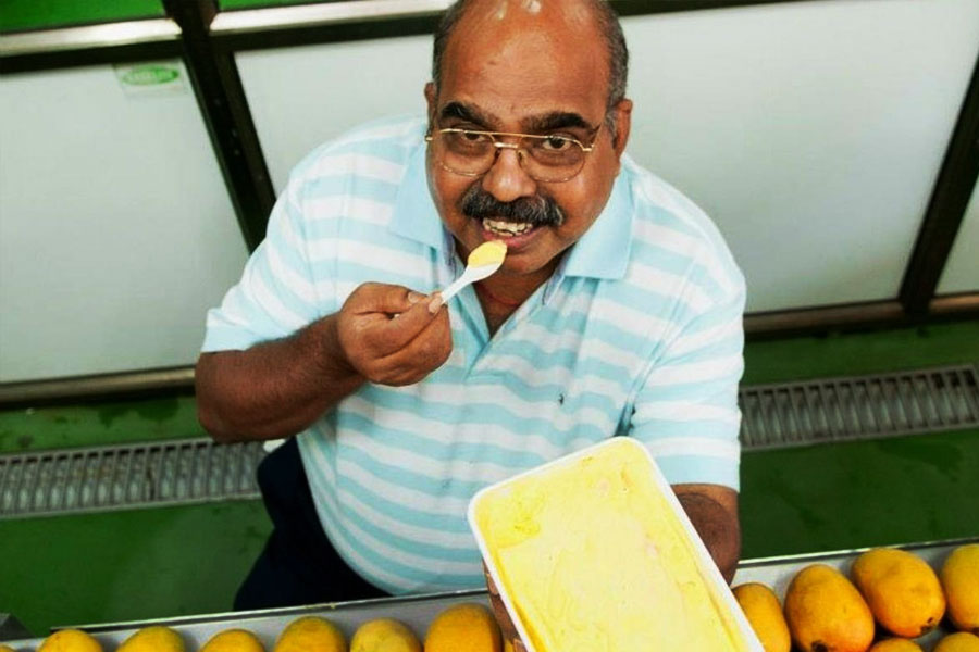 এমনকি, অতিমারি চলাকালীন একটি সমীক্ষা করে জানা যায়, দেশের প্রথম ১০টি আইসক্রিম প্রস্তুতকারী সংস্থার মধ্যে নাম লিখিয়েছে রঘুর সংস্থা।