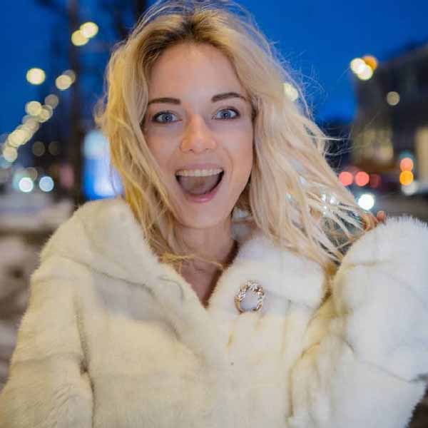 কিন্তু সেই নাতালিয়াই এ বার কাতার বিশ্বকাপে ব্রাত্য। বলা ভাল, নাতালিয়ার দেশ বিশ্বকাপ খেলতে না পারায়, ফুটবল বিশ্বও তাঁকে মিস করবে।