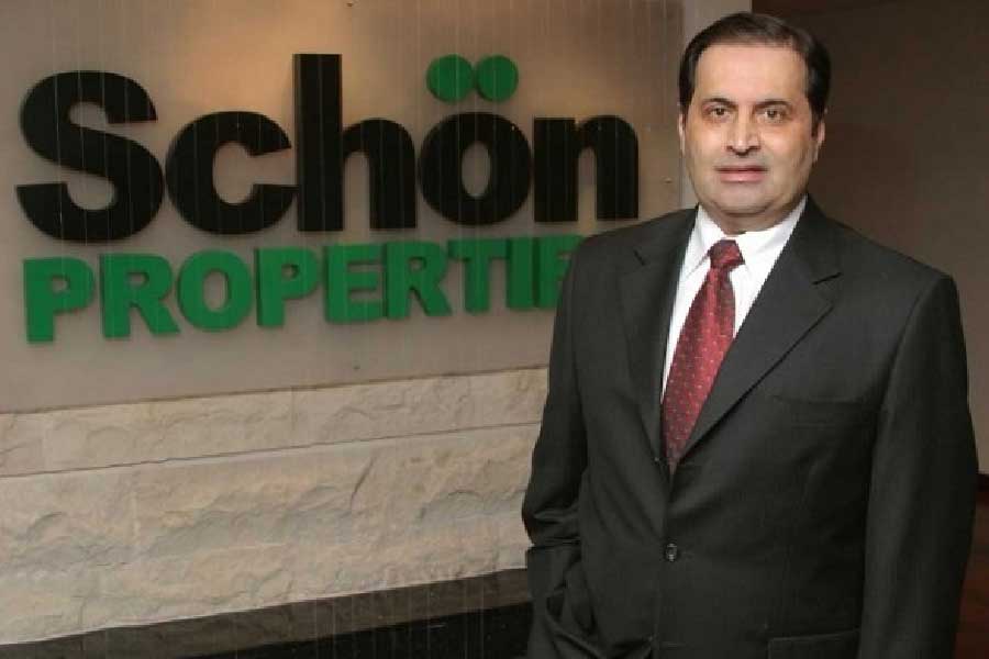 পাকিস্তানের শোন গোষ্ঠীর মালিক নাসির শোন সে দেশের সপ্তম ধনী ব্যক্তি। শোন ব্যঙ্ক, শোন টেক্সটাইলসের মতো বড় বড় সংস্থার মালিক নাসির ৮ হাজার কোটিরও বেশি টাকার সম্পত্তির মালিক।