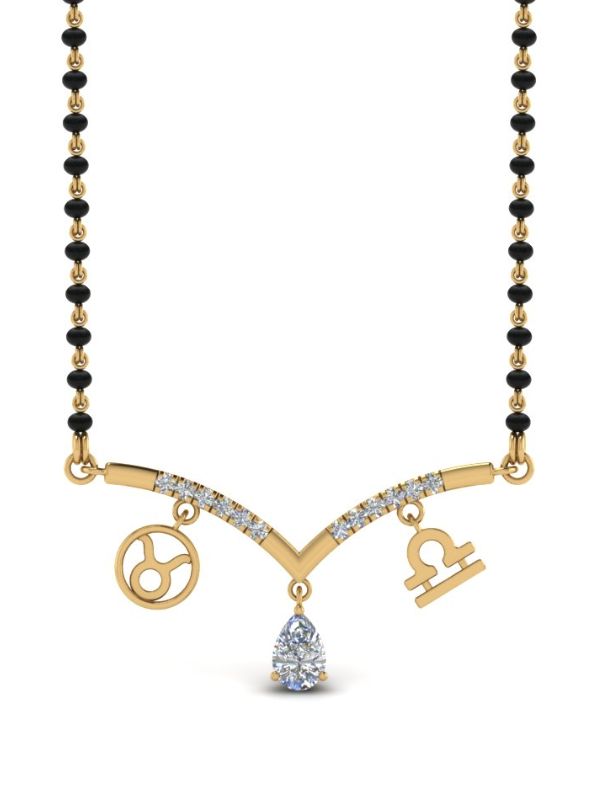 জোডিয়াক সাইন মঙ্গলসূত্র: কাস্টমাইজ করিয়ে নিতে পারেন আপনার সাধের মঙ্গলসূত্র। নিজের এবং সঙ্গীর রাশি চিহ্ন জুড়ে নিন তাতে। যেমন নতুনত্ব আসবে, তেমনই আরও অর্থপূর্ণ হয়ে উঠবে এই অলঙ্কার। 