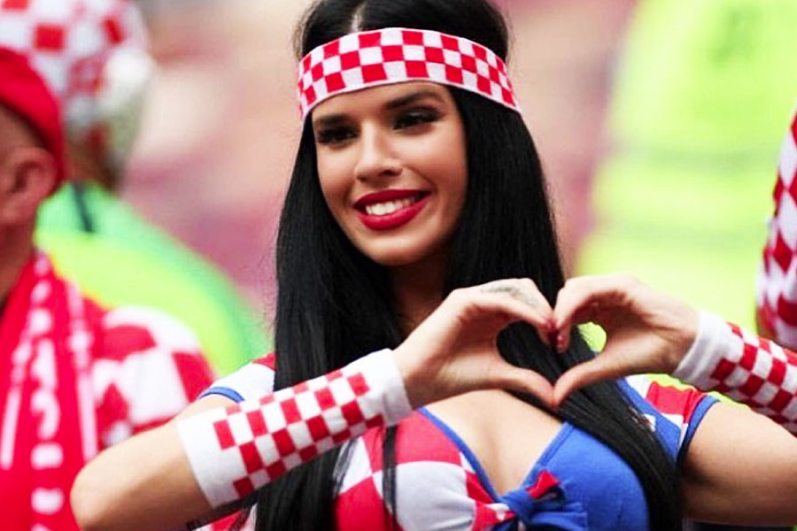 ইভানার ইনস্টাগ্রাম অ্যাকাউন্টে ফলোয়ারদের সংখ্যা ৫ লক্ষ ৭৭ হাজার।