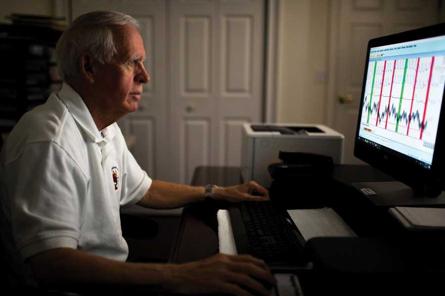 সম্প্রতি ভারতে তদন্তকারী সংস্থাগুলির কাছে সত্য-মিথ্যা যাচাইয়ের একটি বড় অস্ত্র হয়ে উঠেছে পলিগ্রাফ এবং নার্কো পরীক্ষা। অনেকেই এই পরীক্ষাগুলিকে সত্যি কথা বার করার জন্য পুলিশি অত্যাচারের বিকল্প বলে মনে করেন।