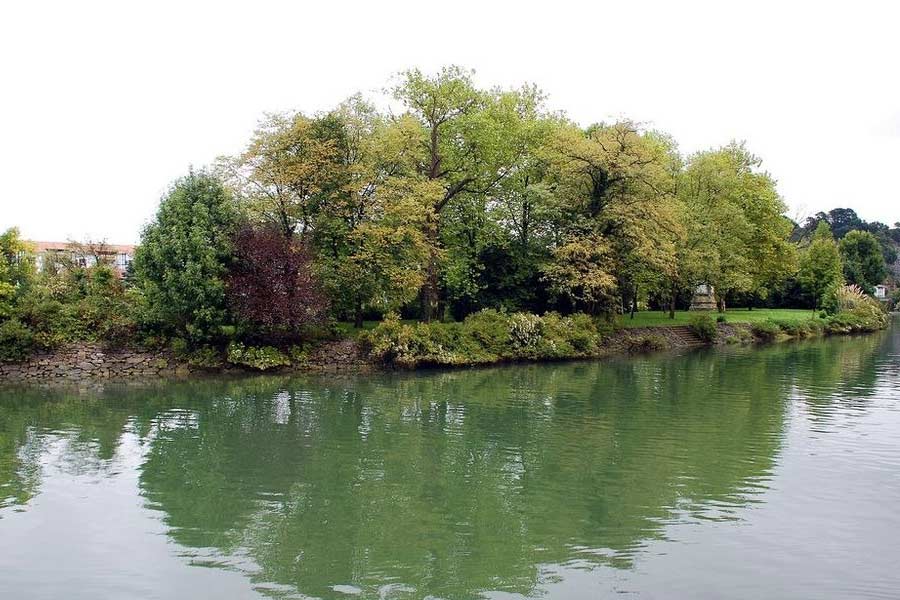 এই চুক্তির পর থেকেই দ্বীপটি ছয় মাস অন্তর অন্তর দুই দেশের অধীনে থাকে। তবে একই সময়ে কখনও ওই দ্বীপটি দুই দেশের অধীনে থাকে না। 