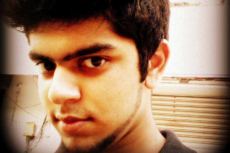 প্রসঙ্গত, বৃহস্পতিবার থেকে শুরু হয়েছে আফতাবের পলিগ্রাফ পরীক্ষা। বৃহস্পতিবার প্রায় আট ঘণ্টা ধরে আফতাবের পলিগ্রাফ পরীক্ষা চলে বলে পুলিশ সূত্রে খবর।