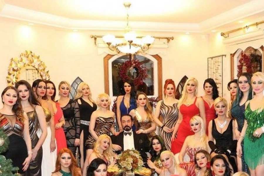 অপরাধীদের গ্যাং চালানো, রাজনৈতিক ষড়যন্ত্র, ধর্ষণ, ব্ল্যাকমেল এবং শারীরিক অত্যাচার-সহ একাধিক অভিযোগে ২০২১ সালে ১০টি আলাদা মামলায় ওক্তারের ১০৭৫ বছরের সাজা ঘোষণা করে আদালত।