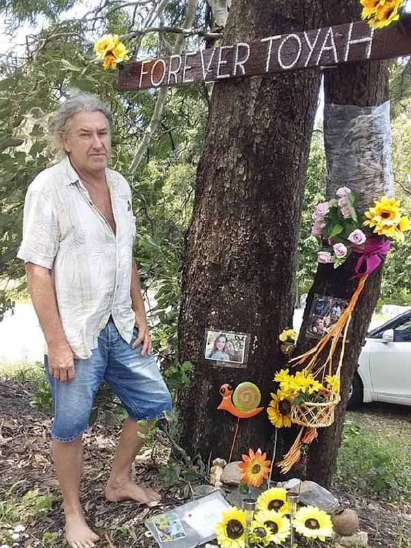 গোয়েন্দাদের অনুমান, এই হত্যাকাণ্ড যৌন উদ্দেশ্যপ্রণোদিত। রাজবিন্দর যৌন চাহিদা মেটাতে তোয়াকে আক্রমণ করেছিলেন কি না, তা খতিয়ে দেখেছেন তাঁরা। নানা বিষয় খতিয়ে দেখার পর এই সম্ভাবনার কথা জানিয়েছেন। তবে অভিযুক্তকে জিজ্ঞাসাবাদের পরেই এ বিষয়ে আরও স্পষ্ট তথ্য পাওয়া যাবে বলে মনে করা হচ্ছে।