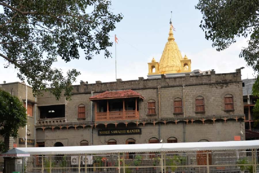 আয়কর বিভাগের তরফে জানানো হয়েছে, তিন বছরের হিসাবে দান বাক্সে আসা অনুদানের উপর ১৭৫ কোটি টাকা কর ধার্য করা হয়েছিল। সেই পুরো করই ছাড় দেওয়ার সিদ্ধান্ত নেওয়া হয়েছে বলে আয়কর বিভাগ জানিয়েছে।