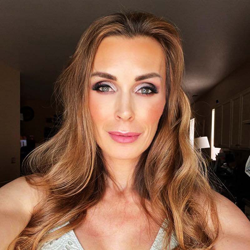 ফিফার উপর বেজায় চটেছেন ব্রিটিশ মডেল তথা পর্ন তারকা তানিয়া টেট। তিনি ফুটবলের অন্ধ ভক্ত। কিন্তু চলতি বিশ্বকাপ দেখতে তাঁর একেবারেই ইচ্ছা করছে না।