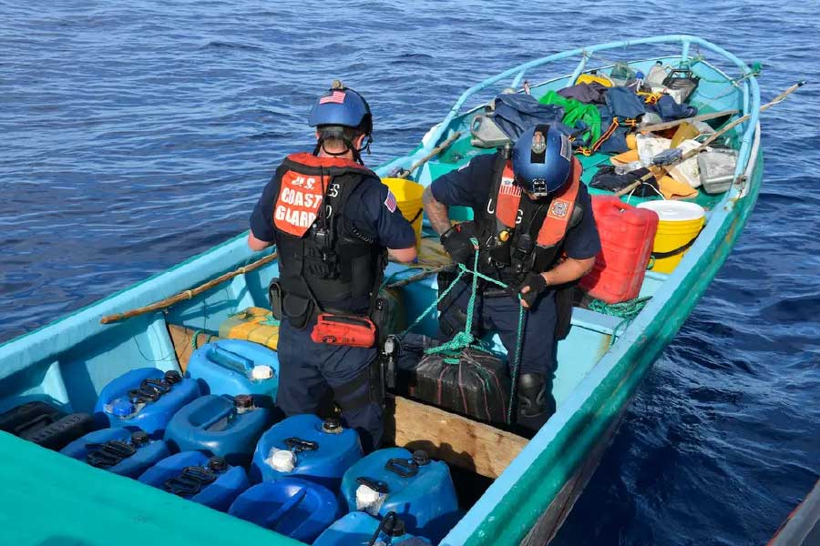 ব্লাঙ্কার পরিবার একটি নিখোঁজ ডায়েরি করে। মেক্সিকোর পুলিশ যোগাযোগ করে পেরু পুলিশের সঙ্গে। ইতিমধ্যে হুয়াচোর সমুদ্রসৈকতে এক মহিলার কাটা হাত উদ্ধার হয়। আঙুলে একটি আংটি ছিল। সেখান থেকে মেক্সিকো পুলিশের কাছে ওই ছবি পাঠায় পেরু পুলিশ। শনাক্তকরণের জন্য থানায় ডাকা হয় ব্লাঙ্কার পরিবারের সদস্যদের। আংটি দেখেই চিনতে পারেন তাঁরা। হাতটি ব্লাঙ্কারই।