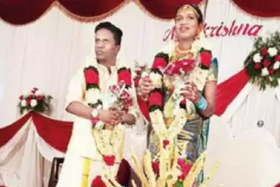 মন্দির কর্তৃপক্ষের দাবি, বিয়েতে অনুমতি না দেওয়ার অভিযোগ ভুল। 