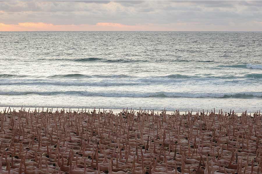 ২৫ হাজার জন ক্যানসার আক্রান্তকে নিয়ে চলছে ফটোশুট।