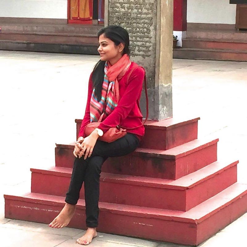 ২০১২-য় আর্তিকার দাদা উৎকর্ষ শুক্ল ইউপিএসসি পরীক্ষা পাশ করে আইআরএস হন। দাদাকে দেখেই চিকিৎসক হওয়ার সিদ্ধান্ত বদলে ফেলেন আর্তিকা। 