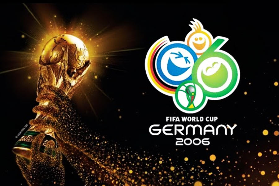 ২০০৬ বিশ্বকাপ ফুটবলের আসর বসেছিল জার্মানিতে। সেই বিশ্বকাপ শুরু হওয়ার কিছু দিন আগে ইরানের তরফে দাবি তোলা হয়েছিল, ইজ়রায়েলকে এশিয়া থেকে ইউরোপে পাঠানো হোক। তার পরই ইউরোপের দেশগুলি ইরানকে বয়কট করার দাবি জানায়।