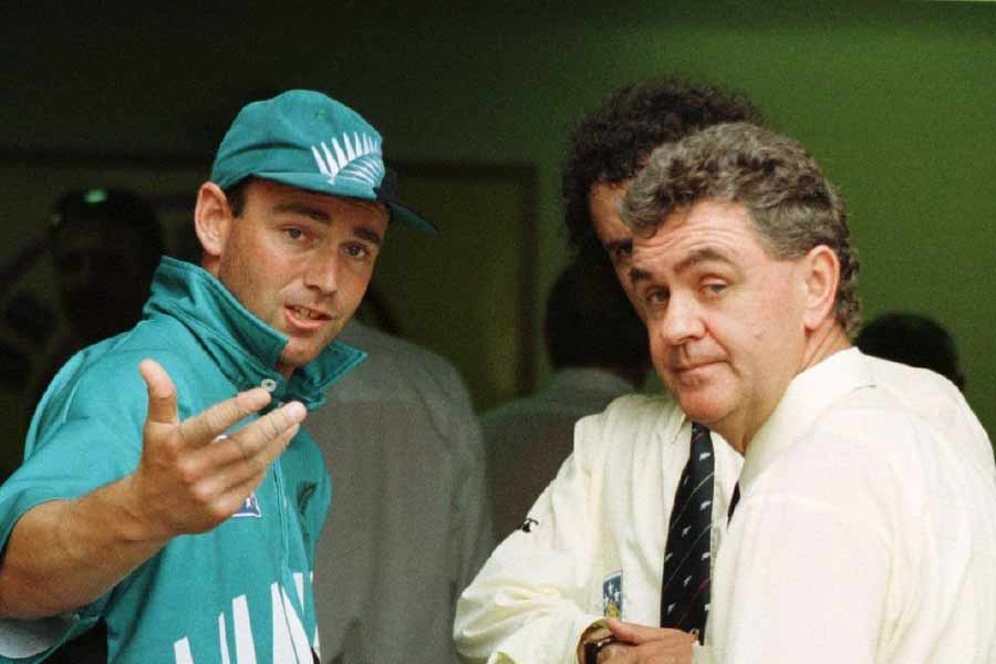 নিউ জ়িল্যান্ডের ক্যান্টারবেরি দলের হয়ে বল করতে নেমেছিলেন বার্ট। বিপক্ষে ছিল ওয়েলিংটন। নিউ জ়িল্যান্ডের ল্যাঙ্কাস্টার পার্কে চলছিল ঘরোয়া ক্রিকেটের ম্যাচ।