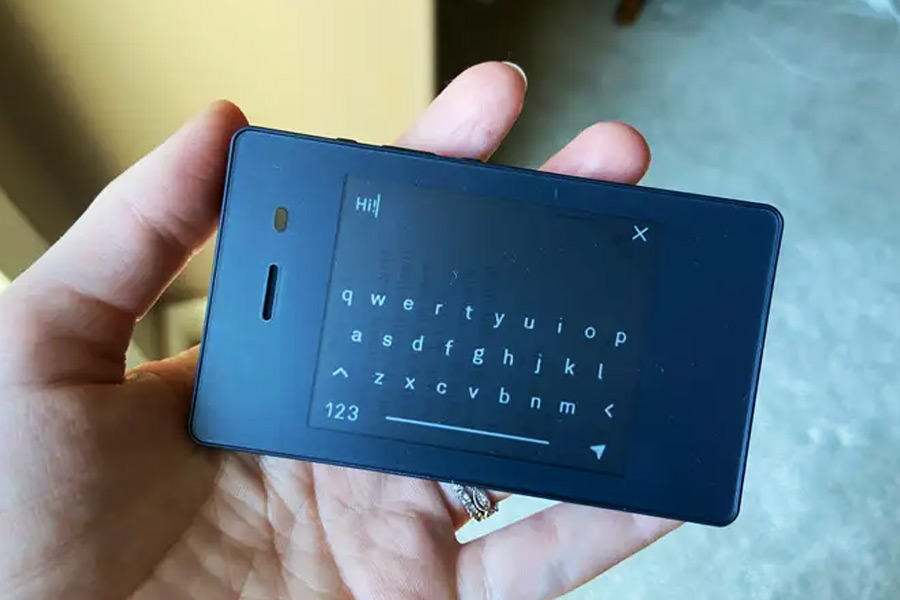 ডাম্বফোনগুলি ৫০০০ হাজার টাকাতেও পাওয়া যায়।